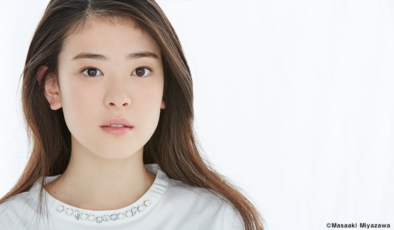 滋賀県草津市の出身・女優の水上京香さん 